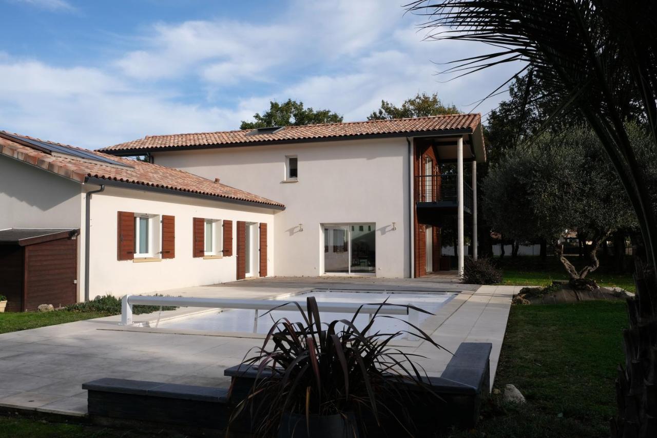 La Planette Bed & Breakfast Aussonne ภายนอก รูปภาพ