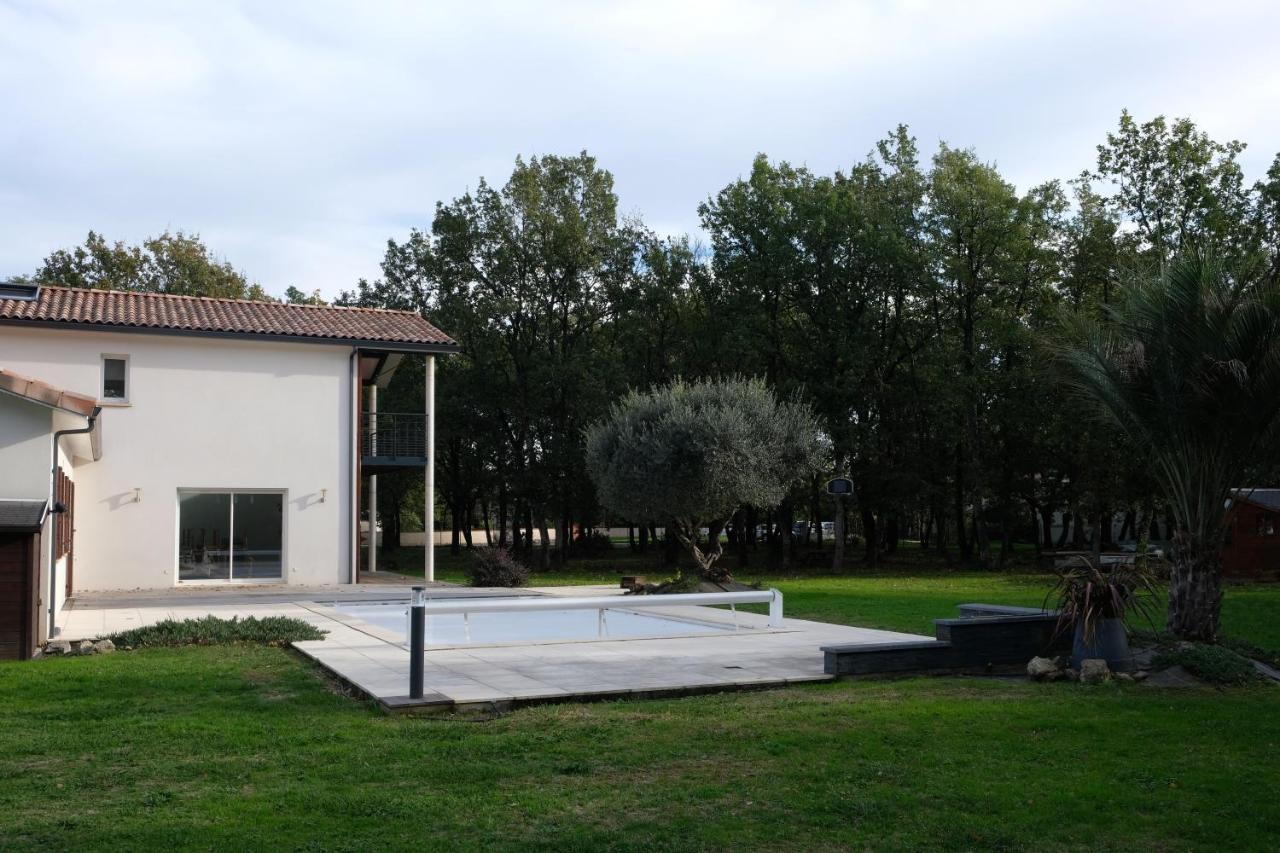 La Planette Bed & Breakfast Aussonne ภายนอก รูปภาพ