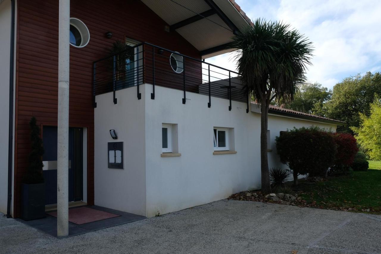 La Planette Bed & Breakfast Aussonne ภายนอก รูปภาพ