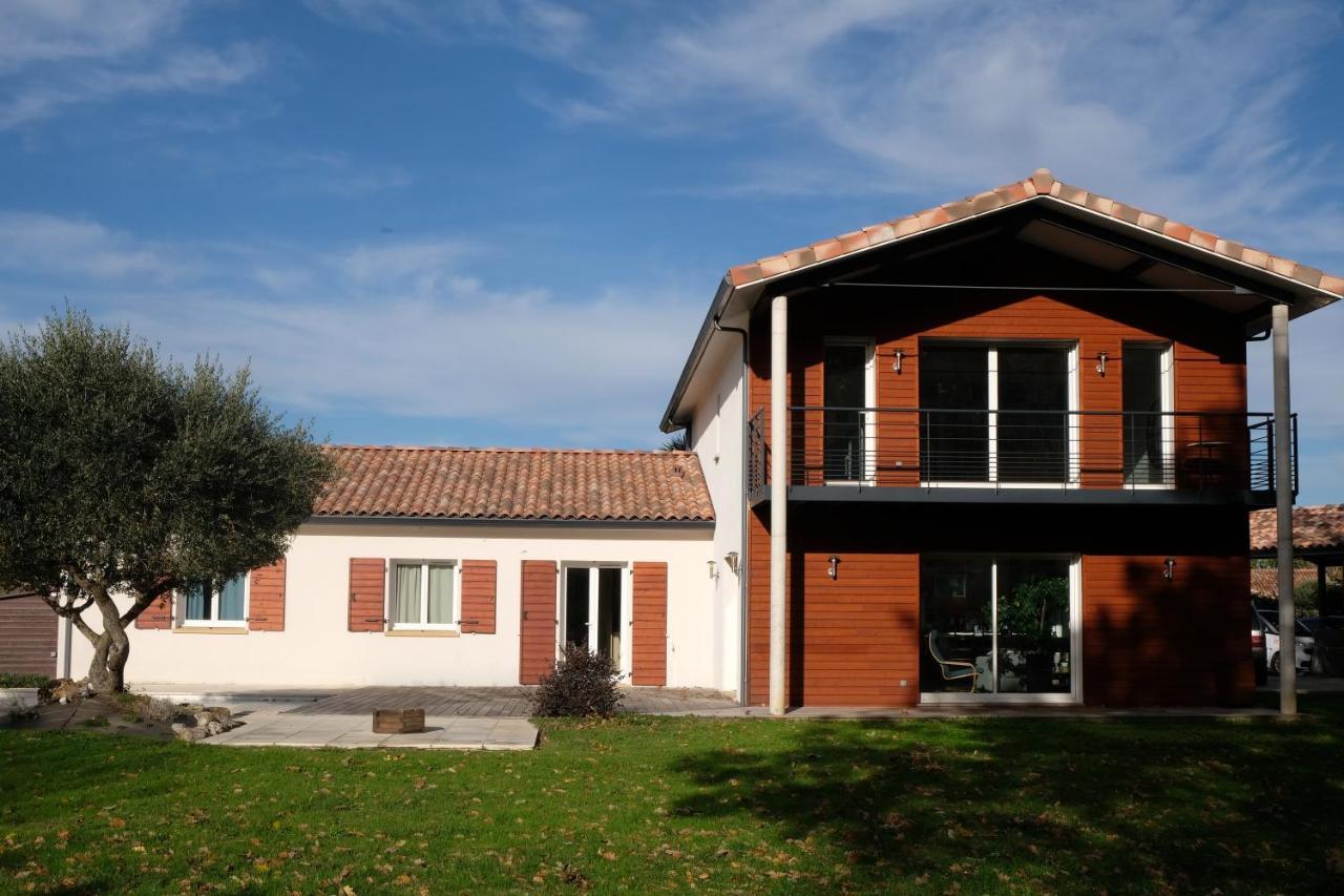 La Planette Bed & Breakfast Aussonne ภายนอก รูปภาพ
